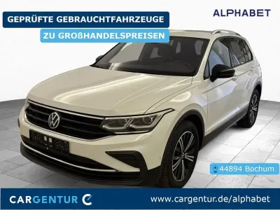 Gebraucht VW Tiguan United 150 PS (110 kW) 2021 Weiß SUV
