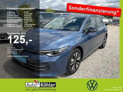 Gebraucht VW Golf VIII Goal 150 PS (110 kW) 2025 Anemonenblau Limousine