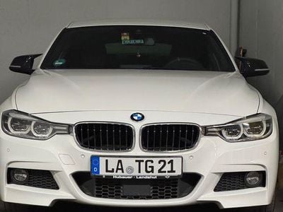 Gebraucht BMW 330 M Performance 258 PS (189 kW) 2016 Weiß Kombi