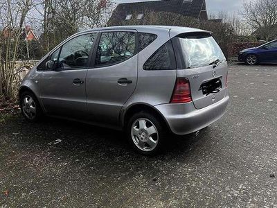 Gebraucht Mercedes A160 Avantgarde 102 PS (75 kW) 2001 Limousine