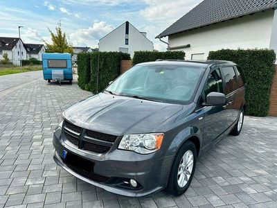 Dodge Grand Caravan