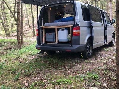 Second-hand VW T5 131 CP (96 kW) 2006 Argintiu Van