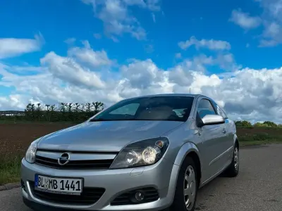 Gebraucht Opel Astra GTC 125 PS (91 kW) 2005 Grau Kleinwagen