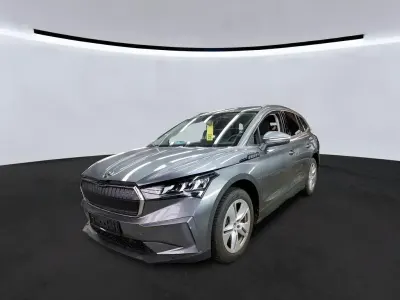 Gebraucht Skoda Enyaq iV Loft 108 kW (148 PS) 2023 Graphitegrau metallic SUV