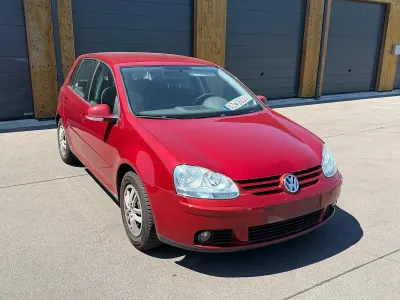 Gebraucht VW Golf IV 75 PS (55 kW) 2005 Rot Limousine
