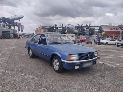 Usata Opel Rekord S 100 CV (73 kW) 1979 Blu Berlina