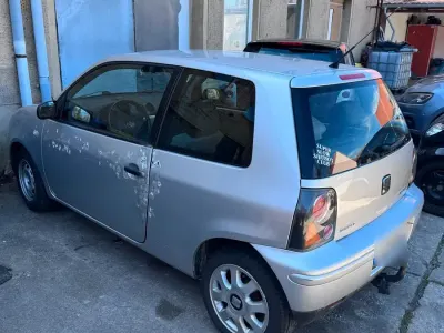 Usata Seat Arosa 50 CV (36 kW) 2006 Argento Utilitaria