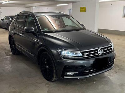 Gebraucht VW Tiguan Highline 179 PS (131 kW) 2018 Grau SUV