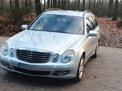 Gebraucht Mercedes E280 190 PS (139 kW) 2009 Silber Kombi