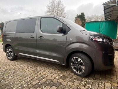 Second-hand Opel Vivaro Innovation 177 CP (130 kW) 2020 Gri Monovolum
