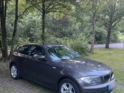 Gebraucht BMW 116 122 PS (89 kW) 2008 Braun Kleinwagen