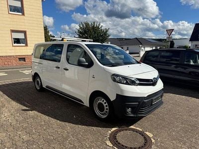 Gebraucht Toyota Proace Comfort 150 PS (110 kW) 2019 Weiß Van / Kleinbus