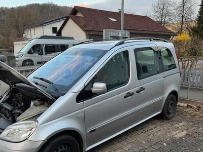 Mercedes Vaneo