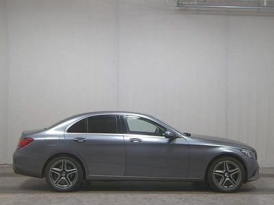 Gebraucht Mercedes C300 Avantgarde 258 PS (189 kW) 2019 Selenitgrau  metalliclack Limousine