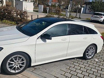Gebraucht Mercedes CLA200 AMG line 136 PS (100 kW) 2016 Weiß Kombi
