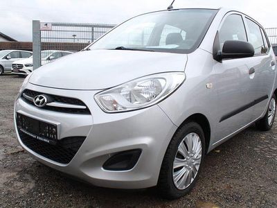 Gebraucht Hyundai i10 Classic 69 PS (50 kW) 2012 Silber Kleinwagen