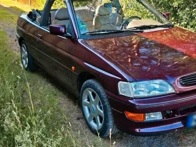 Gebraucht Ford Escort Cabriolet 105 PS (77 kW) 1994 Cabrio