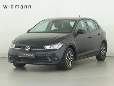 Käytetty VW Polo Life 95 HP (69 kW) 2022 Musta Viistoperä