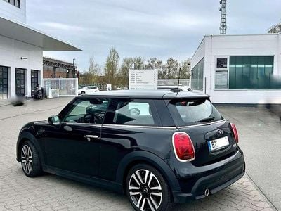 Gebraucht Mini Cooper Classic 136 PS (100 kW) 2021 Kleinwagen