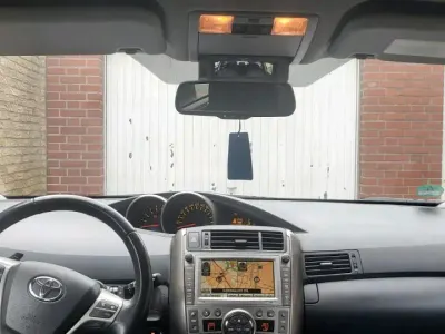 Gebraucht Toyota Verso 150 PS (110 kW) 2010 Schwarz Van / Kleinbus