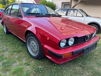 Gebraucht Alfa Romeo GTV 131 PS (96 kW) 1982 Rot Coupé