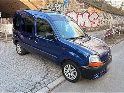 Second-hand Renault Kangoo 95 CP (69 kW) 2002 Albastru Monovolum