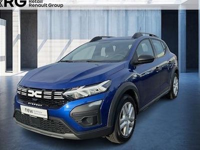 Usata Dacia Sandero Essentiel 122 CV (89 kW) 2024 Blu Berlina