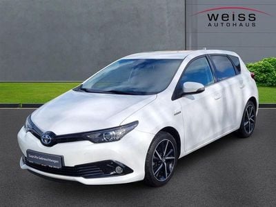 Gebraucht Toyota Auris Hybrid Team 136 PS (100 kW) 2019 Weiss Limousine