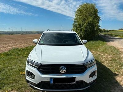 Second-hand VW T-Roc Sport 190 CP (139 kW) 2018 Alb SUV