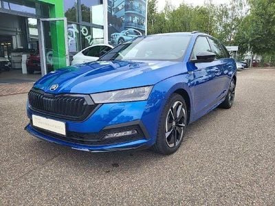 Blau Gebraucht 2024 Skoda Octavia SportLine Kombi | 36.990 € (Teuer)