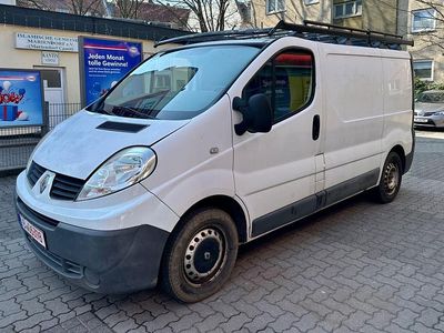 Gebraucht Renault Trafic 90 PS (66 kW) 2008 Weiß Van / Kleinbus