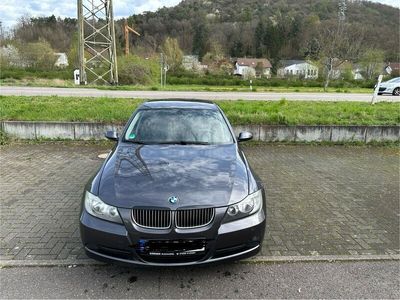 gebraucht BMW 320 i Benzin