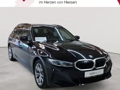 Gebraucht BMW 320 Sport Line 190 PS (139 kW) 2023 Schwarz Kombi