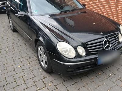 Mercedes E280