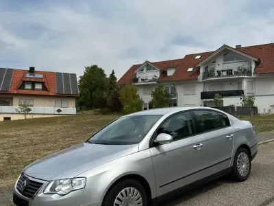 Gebraucht VW Passat 116 PS (85 kW) 2006 Silber Limousine