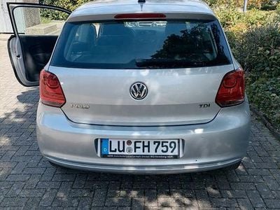 Usata VW Polo Trendline 75 CV (55 kW) 2011 Argento Utilitaria