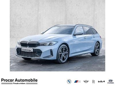 Grau Gebraucht 2022 BMW 320 M Sport Kombi | 33.995 € (Guter Preis)