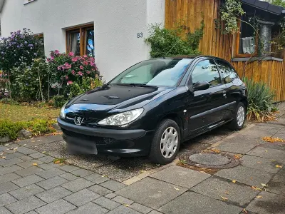 Gebraucht Peugeot 206 60 PS (44 kW) 2004 Schwarz Kleinwagen