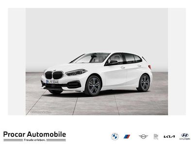 Weiß Gebraucht 2022 BMW 118 Sport Line Kleinwagen | 20.590 € (Fairer Preis)