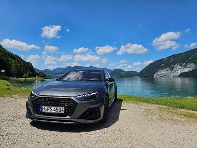 Grau Gebraucht 2021 Audi RS4 Advanced Kombi | 69.900 €