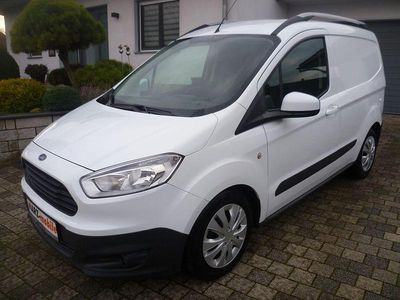Weiß Gebraucht 2017 Ford Transit Van / Kleinbus | 6.990 € (Guter Preis)