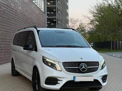 Usata Mercedes V250 AMG 190 CV (139 kW) 2021 Bianco Monovolume