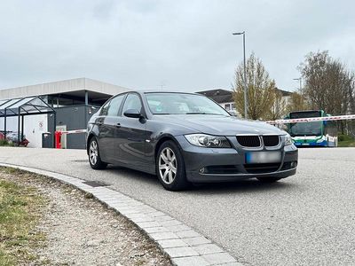 Gebraucht BMW 320 150 PS (110 kW) 2006 Silber Limousine