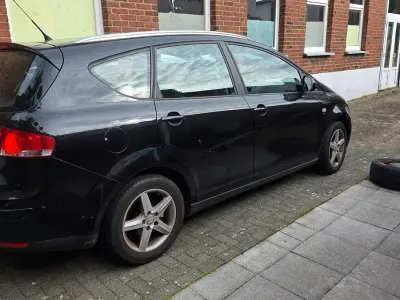 Gebraucht Seat Altea XL Style 125 PS (91 kW) 2012 Schwarz Van / Kleinbus