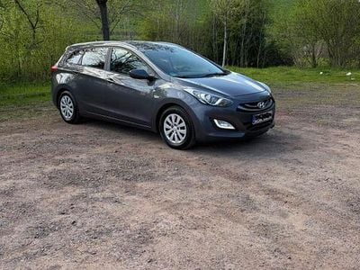 Usata Hyundai i30 Style 110 CV (80 kW) 2015 Grigio Berlina