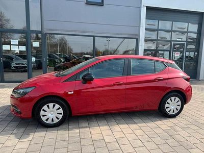 Gebraucht Opel Astra 131 PS (96 kW) 2021 Rot Limousine