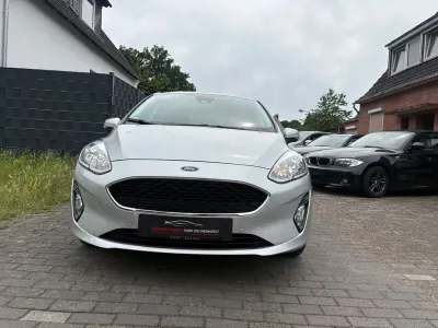 Gebraucht Ford Fiesta Cool & Connect 101 PS (74 kW) 2019 Silber Kleinwagen