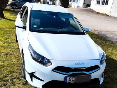 Gebraucht Kia Ceed Sportswagon Platinum 160 PS (117 kW) 2022 Weiß Kombi