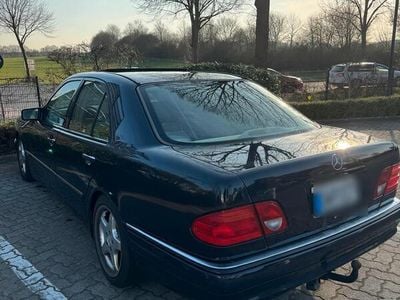 Mercedes E430