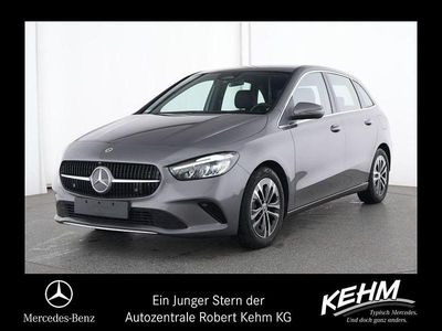 Gebraucht Mercedes B180 136 PS (100 kW) 2024 Mountain grau (metallic) Van / Kleinbus